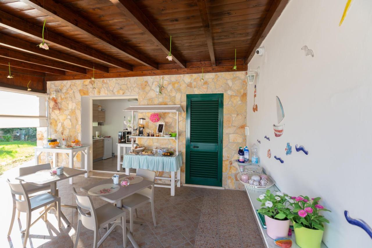 B&B L'Isola Che Non C'E Torre San Giovanni Ugento Kültér fotó
