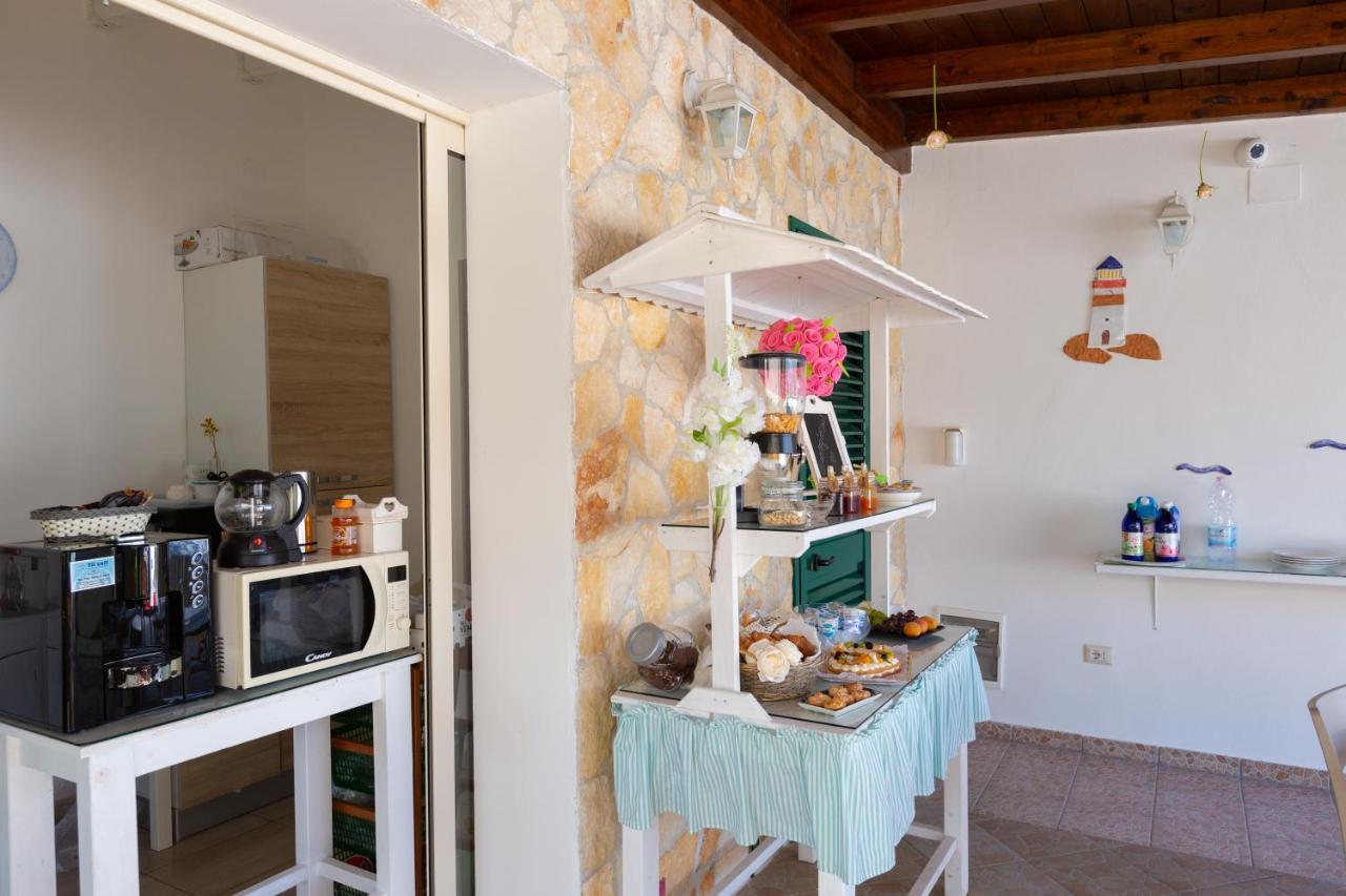 B&B L'Isola Che Non C'E Torre San Giovanni Ugento Kültér fotó